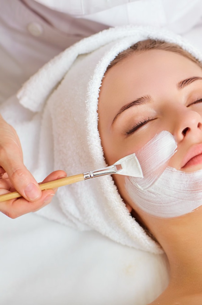 Bespoke facial treatment at Lumeé Skin Clinic